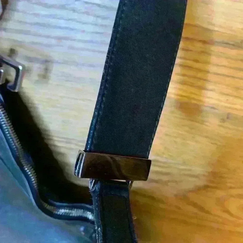 AUTHENTIC GUCCI Pre-Owned Genuine Leather Vintage Shoulder Bag Black Hobo Bag - Picture 7 of 13